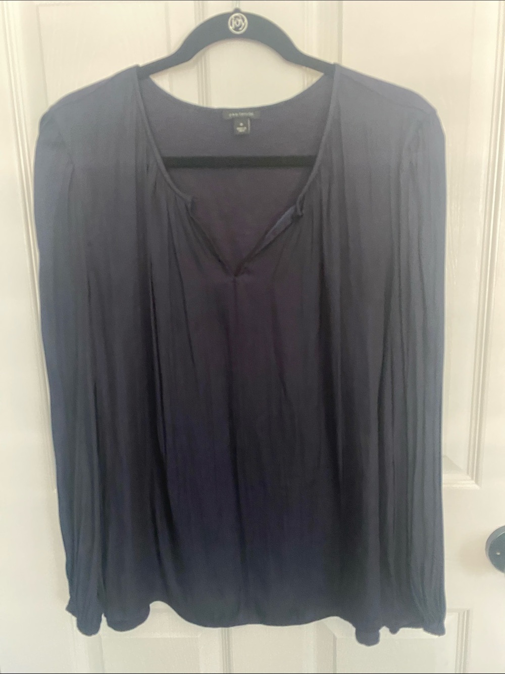 ⭐️4/$20⭐️ Ann Taylor Navy Pleated Long-Sleeve V-Neck Blouse